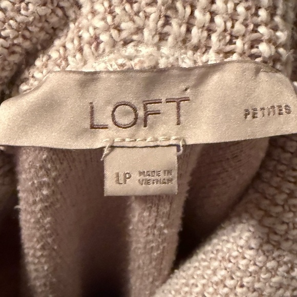 Loft Beige Pullover Turtleneck Sweater Women's Sz PL - Picture 5 of 5
